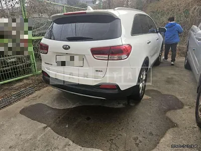 Photo 1 of 16: 2016 Kia Sorento — Korean insurance auction