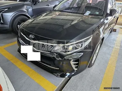 Photo 1 of 9: 2016 Kia K5 — Korean insurance auction