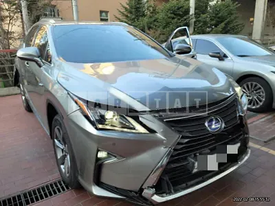 Photo 1 of 37: 2018 Lexus RX450h, VIN JTJBGMCA5J2035975 — Korean insurance auction