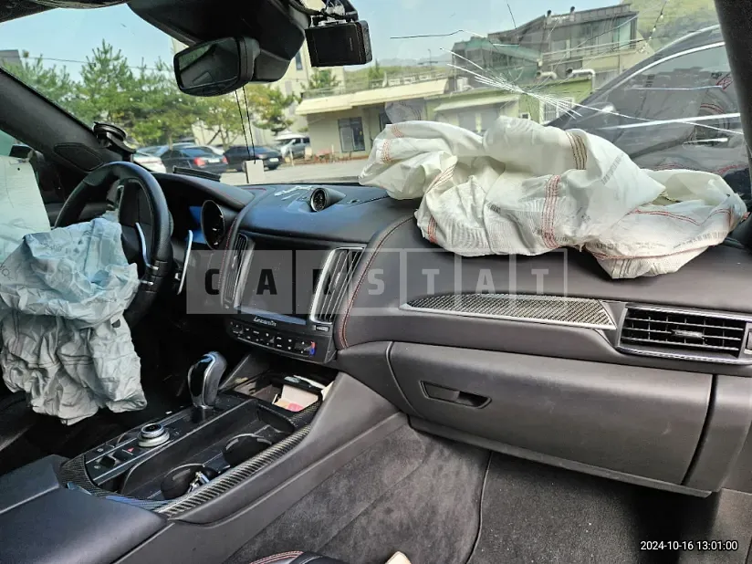 Photo 2 of 11: 2018 Maserati Levante 3.0 — Korean insurance auction