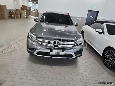 Photo 1 of 12: 2018 Mercedes-Benz GLC350 e 4Matic — Korean insurance auction