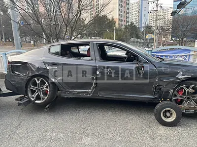 Photo 1 of 5: 2018 Kia Stinger 3.3 — Korean insurance auction