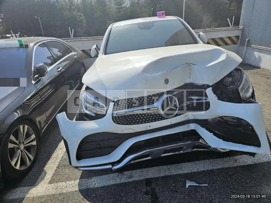 Photo 2 of 18: 2021 Mercedes-Benz GLC300 e 4Matic Coupe, VIN W1N0J5DB8MF972222 — Korean insurance auction