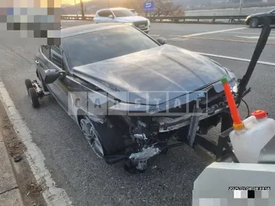 Photo 1 of 7: 2017 Genesis G70 2.0T AWD — Korean insurance auction
