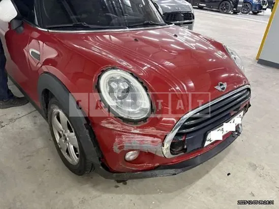 Photo 2 of 39: 2017 MINI Cooper D, VIN WMWXN3106H2E00595 — Korean insurance auction