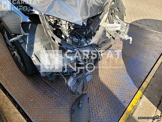 Photo 2 of 14: 2019 Mercedes-Benz E 300, VIN WDDZF4JBXKA653015 — Korean insurance auction