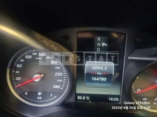 Photo 2 of 4: 2016 Mercedes-Benz C 220d — Korean insurance auction