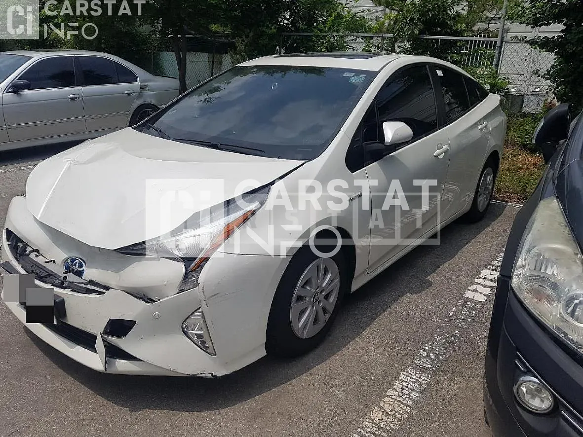 Photo 2 of 8: 2016 Toyota Prius, VIN JTDKBRFU2G3523613 — Korean insurance auction