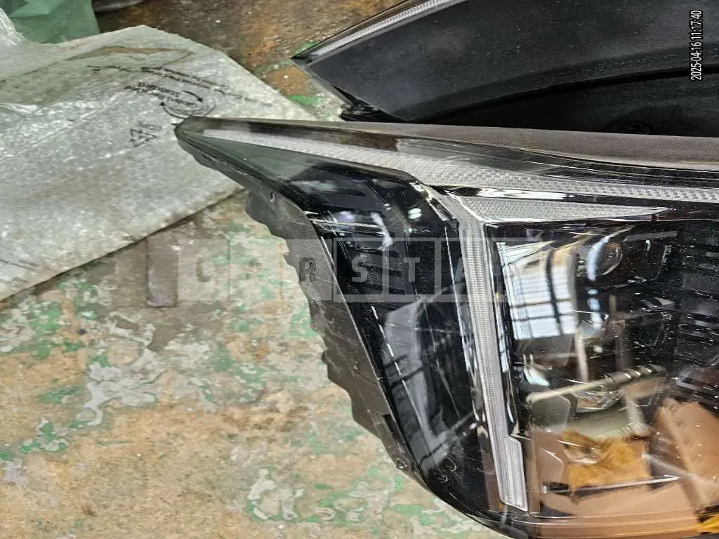 Photo 2 of 3: 2023 Kia (parts) Sorento Hybrid Light — Korean insurance auction