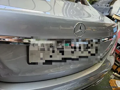 Photo 1 of 19: 2017 Mercedes-Benz E200 — Korean insurance auction