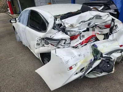 Photo 1 of 13: 2017 Lexus ES300h — Korean insurance auction