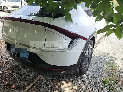 Photo 1 of 21: 2021 Kia EV6 Long Range — Korean insurance auction