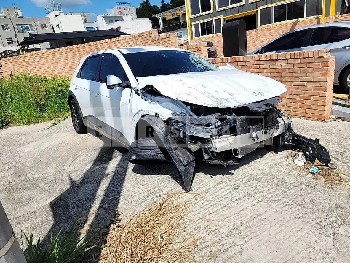 Photo 2 of 13: 2024 Hyundai IONIQ 5 Long Range — Korean insurance auction