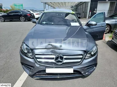 Photo 1 of 41: 2017 Mercedes-Benz E 300 — Korean insurance auction