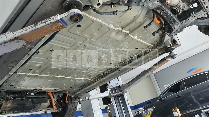 Photo 2 of 5: 2022 Hyundai Modern Ionic 5, VIN KMHKR81AFNU049604 — Korean insurance auction