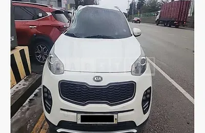 Photo 1 of 32: 2017 Kia Sportage — Korean insurance auction