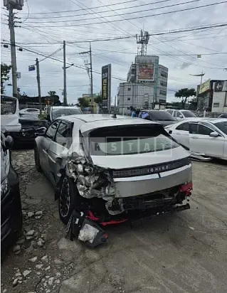 Photo 2 of 50: 2022 Hyundai IONIQ 5 — Korean insurance auction