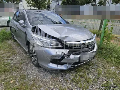 Photo 1 of 9: 2017 Honda Accord Hybrid — Korean insurance auction