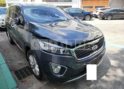 Photo 1 of 19: 2017 Kia Sorento, VIN KNAPS81ABHA271420 — Korean insurance auction
