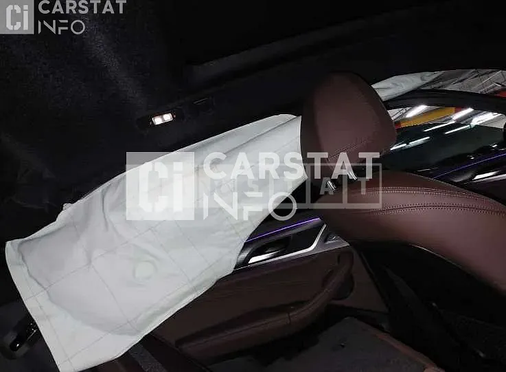Photo 2 of 22: 2021 BMW X4 xDrive20i, VIN WBA2V9102M9G76089 — Korean insurance auction