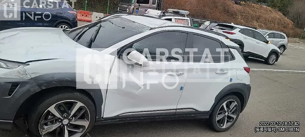 Photo 2 of 8: 2018 Hyundai Cona 1.6, VIN KMHK4815GJU107289 — Korean insurance auction