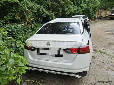 Photo 1 of 31: 2019 Nissan Altima 2.5 — Korean insurance auction