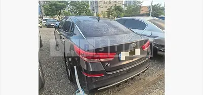 Photo 1 of 17: 2019 Kia K5 2.0(LPI) — Korean insurance auction