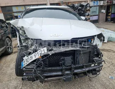 Photo 1 of 50: 2025 Kia Carnival Hybrid, VIN KNANE81ABSS076892 — Korean insurance auction
