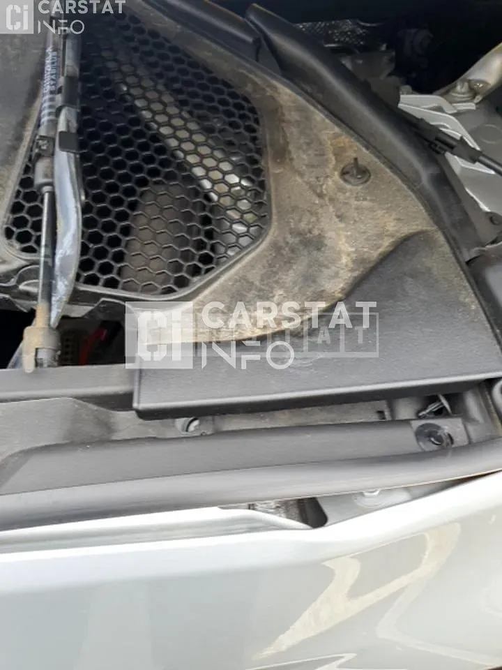 Photo 2 of 30: 2020 BMW 520d Luxury — Korean insurance auction