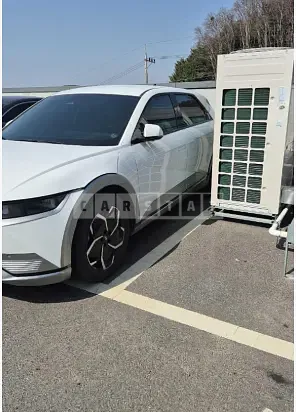 Photo 2 of 18: 2024 Hyundai IONIQ 5 — Korean insurance auction