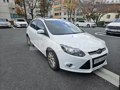Photo 1 of 7: 2015 Ford Focus 2.0 — Korean insurance auction