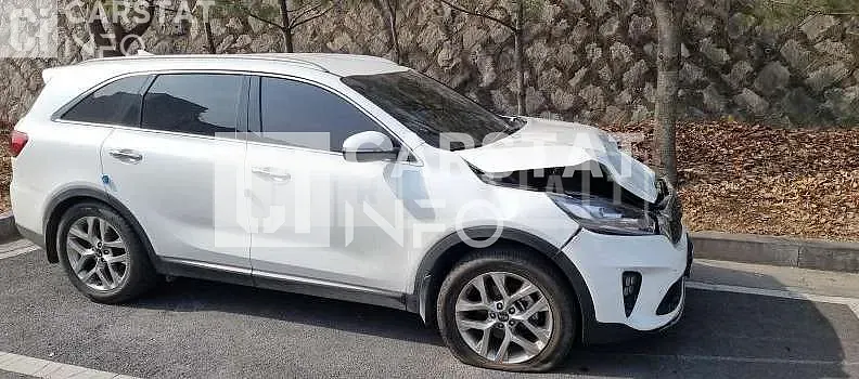 Photo 2 of 22: 2019 Kia Sorento 2.2 (4WD), VIN KNAPK81BDLA554946 — Korean insurance auction
