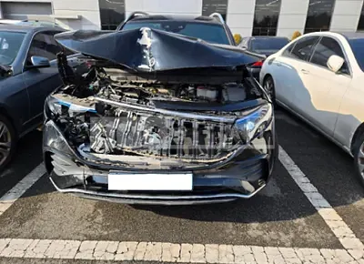 Photo 1 of 13: 2023 Mercedes-Benz EQB300 4Matic — Korean insurance auction