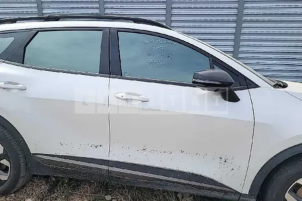 Photo 2 of 4: 2022 Kia Sportage, VIN KNAPY81BGNK027743 — Korean insurance auction