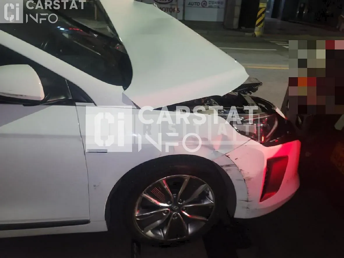 Photo 2 of 6: 2016 Hyundai Modern Ionic, VIN KMHC051CGGU001209 — Korean insurance auction