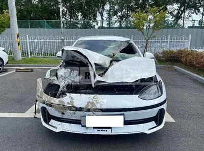Photo 1 of 50: 2025 Hyundai IONIQ 6 — Korean insurance auction