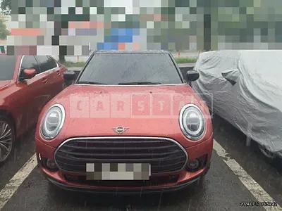 Photo 1 of 5: 2021 MINI Cooper Clubman — Korean insurance auction