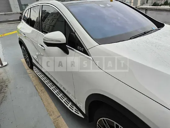 Photo 2 of 9: 2023 Mercedes-Benz EQE500 4Matic SUV — Korean insurance auction