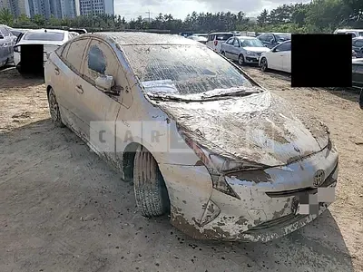 Photo 1 of 6: 2016 Toyota Prius, VIN JTDKBRFU4G3517571 — Korean insurance auction