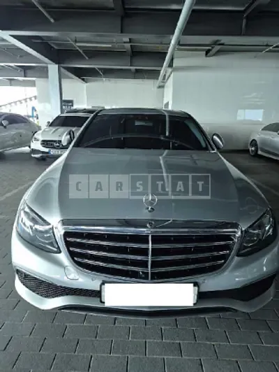 Photo 1 of 50: 2018 Mercedes-Benz E 300 4Matic — Korean insurance auction