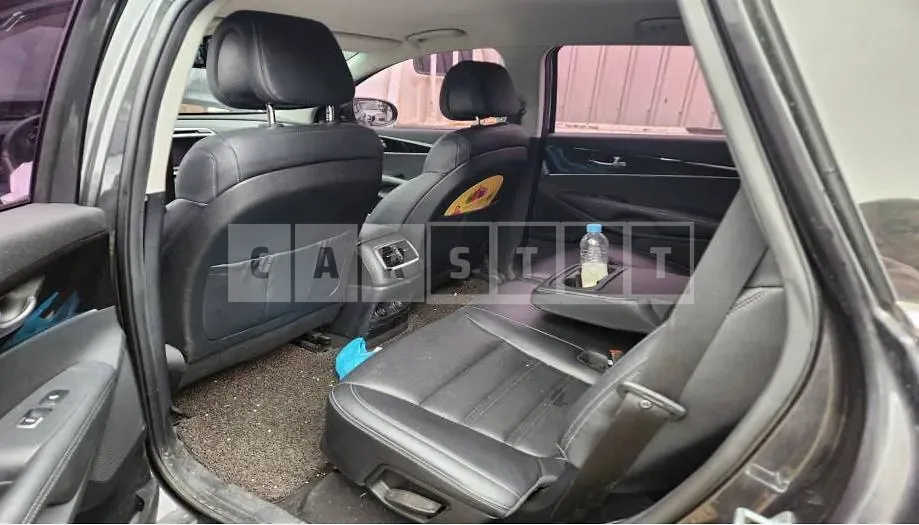 Photo 2 of 4: 2017 Kia Sorento 2.0, VIN KNAPS81ABHA374167 — Korean insurance auction