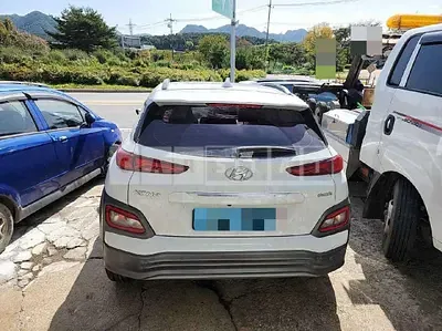 Photo 1 of 45: 2020 Hyundai Kona Electric (Kona Electric), VIN KMHK281GFLU095261 — Korean insurance auction
