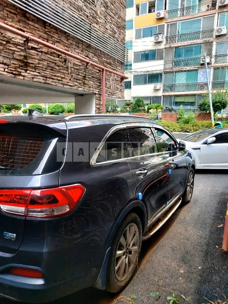 Photo 2 of 6: 2014 Kia Sorento, VIN KNAPK81ADFA018587 — Korean insurance auction