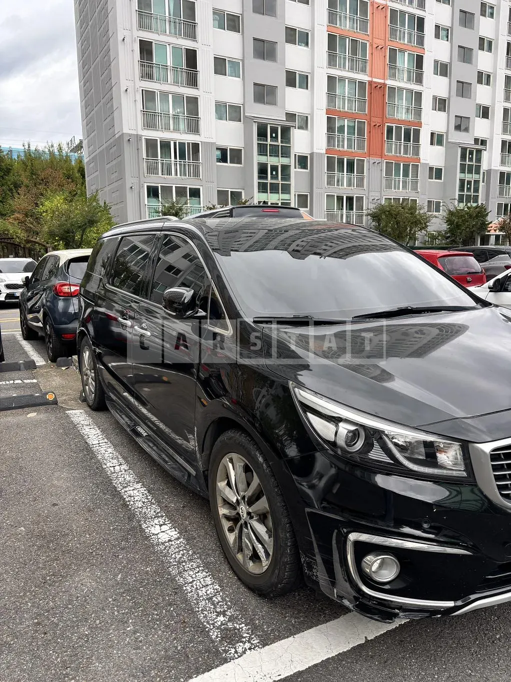 Photo 2 of 9: 2016 Kia Carnival 2.2, VIN KNAMC81ABHS285422 — Korean insurance auction