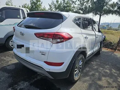 Photo 1 of 16: 2017 Hyundai Tucson 2.0 (4WD) — Korean insurance auction