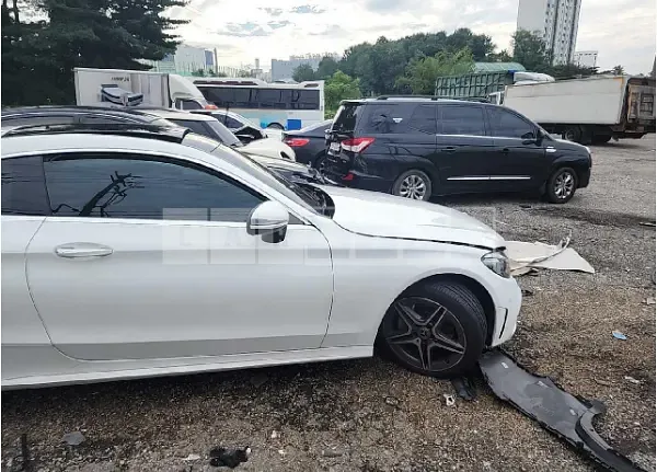Photo 2 of 17: 2020 Mercedes-Benz C200 Coupe — Korean insurance auction