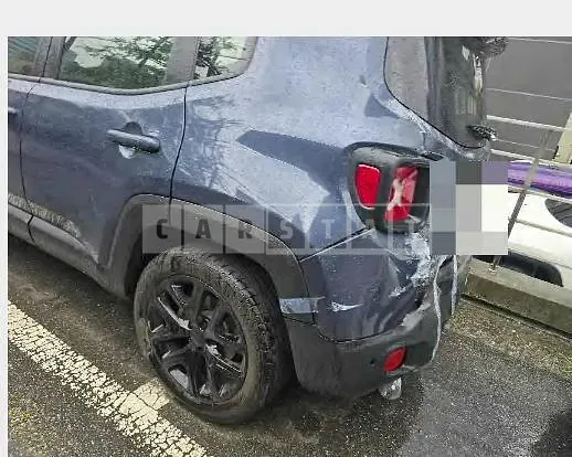 Photo 2 of 32: 2022 Jeep Zip Renegade 1.3 FWD — Korean insurance auction