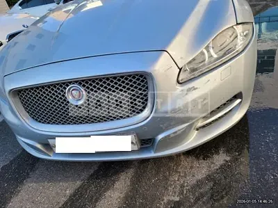 Photo 1 of 9: 2015 Jaguar XJ 3.0 d — Korean insurance auction