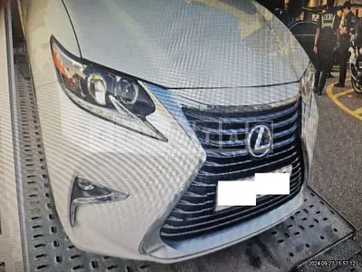 Photo 1 of 6: 2017 Lexus ES300h — Korean insurance auction