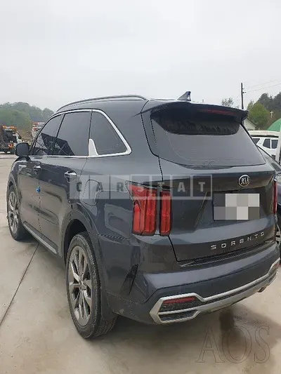Photo 1 of 26: 2021 Kia Sorento 2.2, VIN KNARF81BGMA076325 — Korean insurance auction
